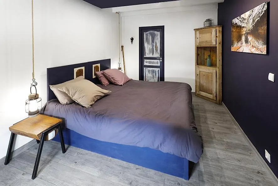 La Belle Riviere Bed & Breakfast Bolozon